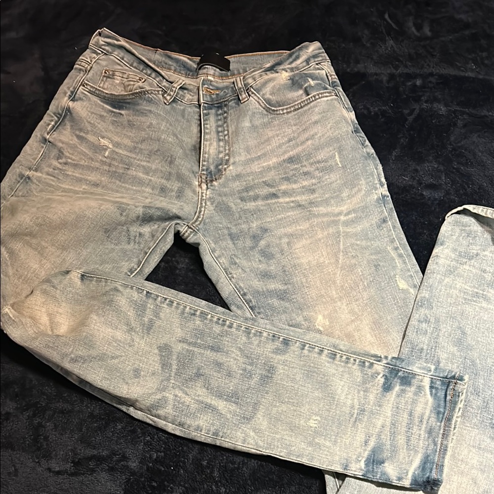 Men's Light Blue Jeans